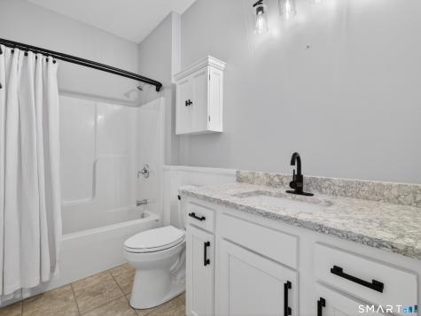 650 Ridgewood Road Middletown CT 06457