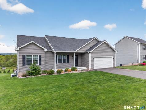 650 Ridgewood Road Middletown CT 06457