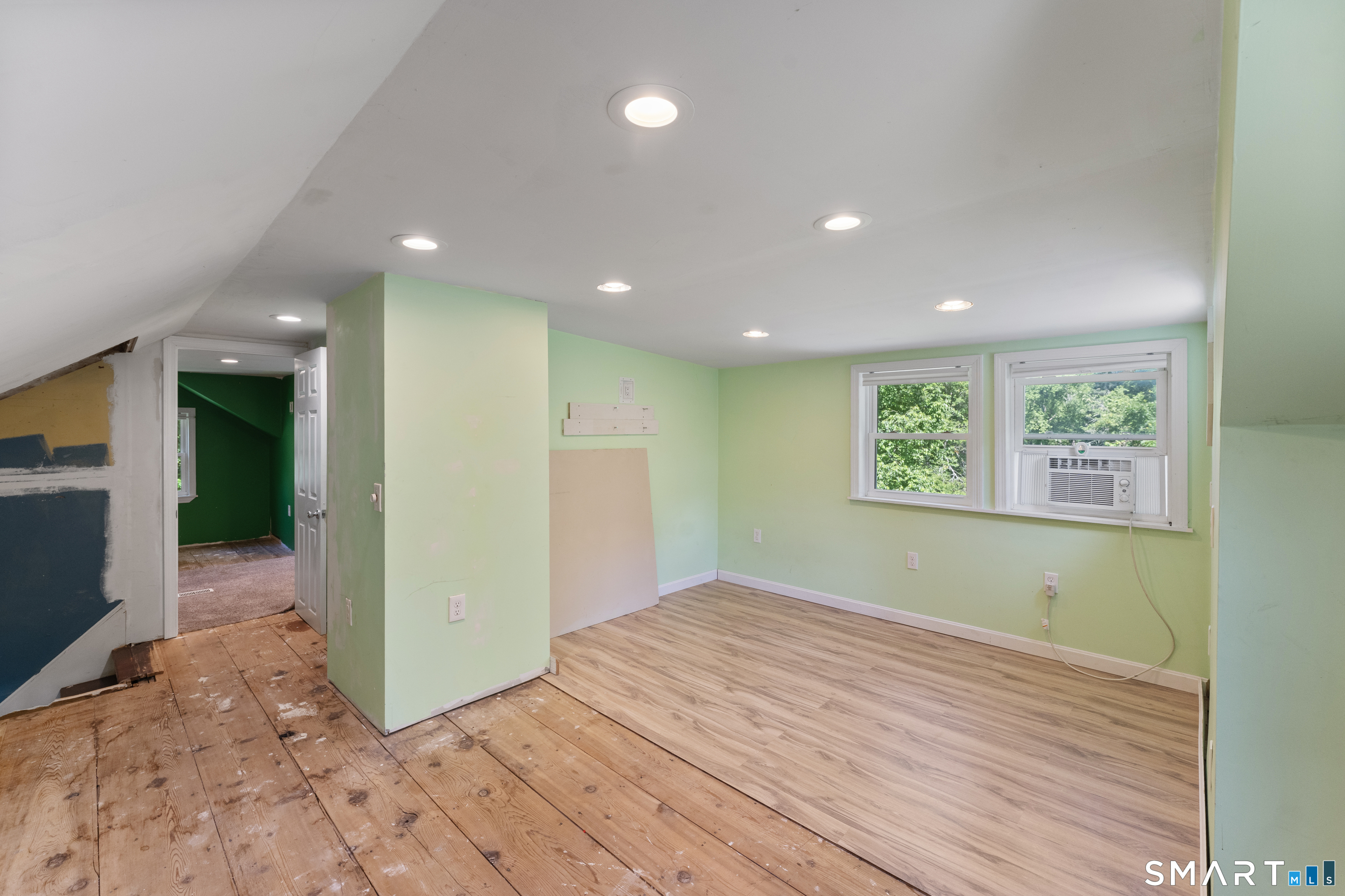 349 Route 197 Route Woodstock CT 06281