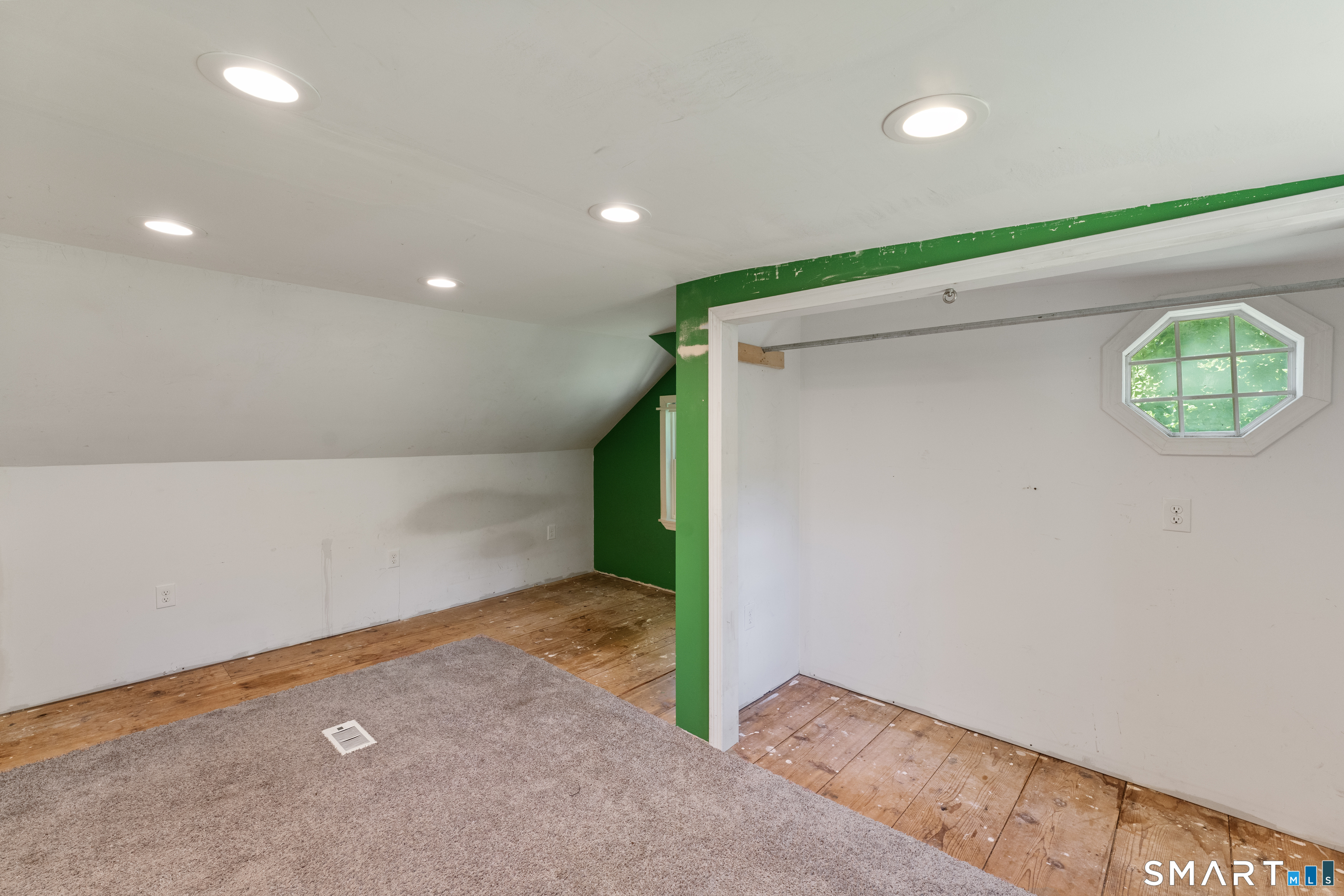 349 Route 197 Route Woodstock CT 06281