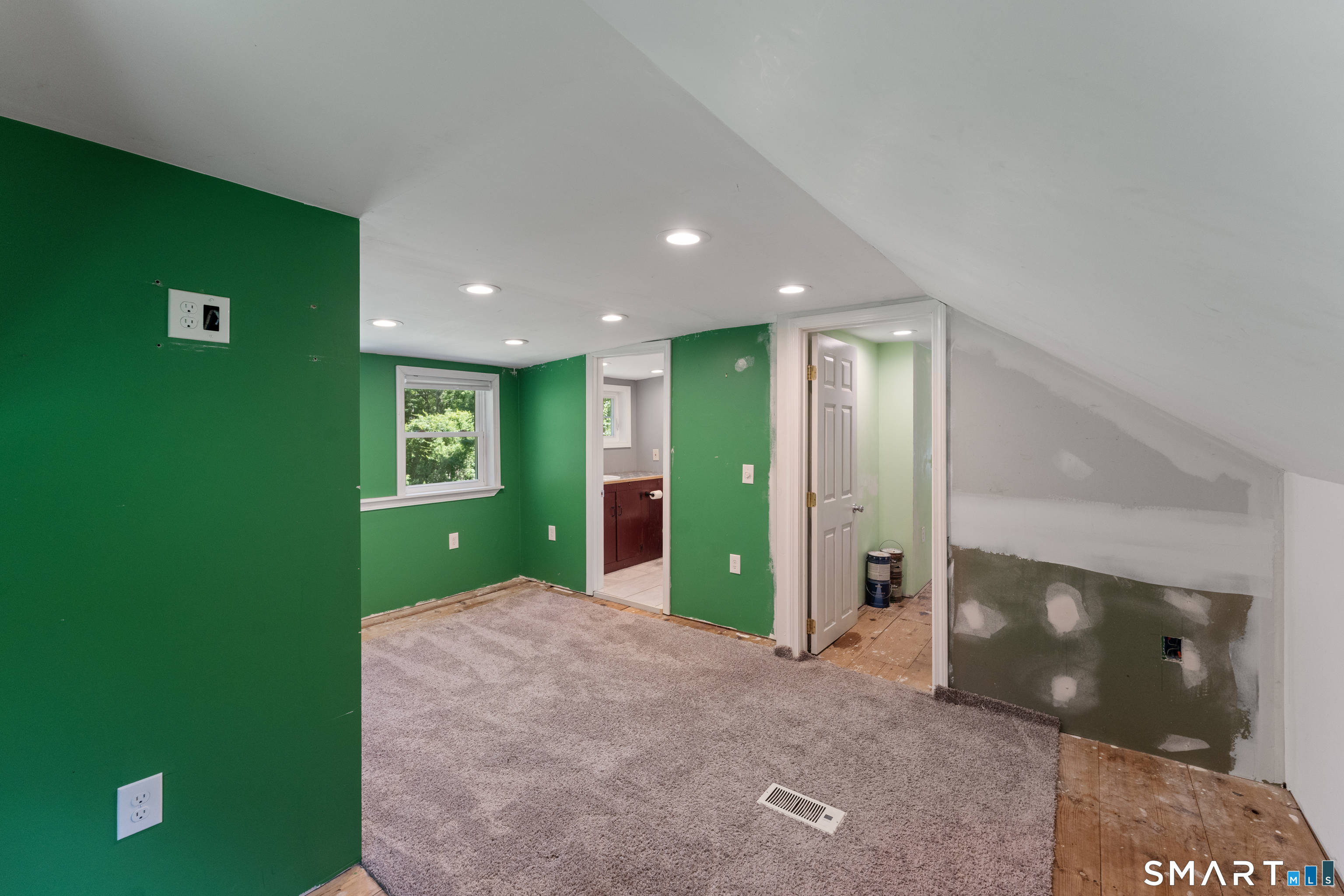 349 Route 197 Route Woodstock CT 06281