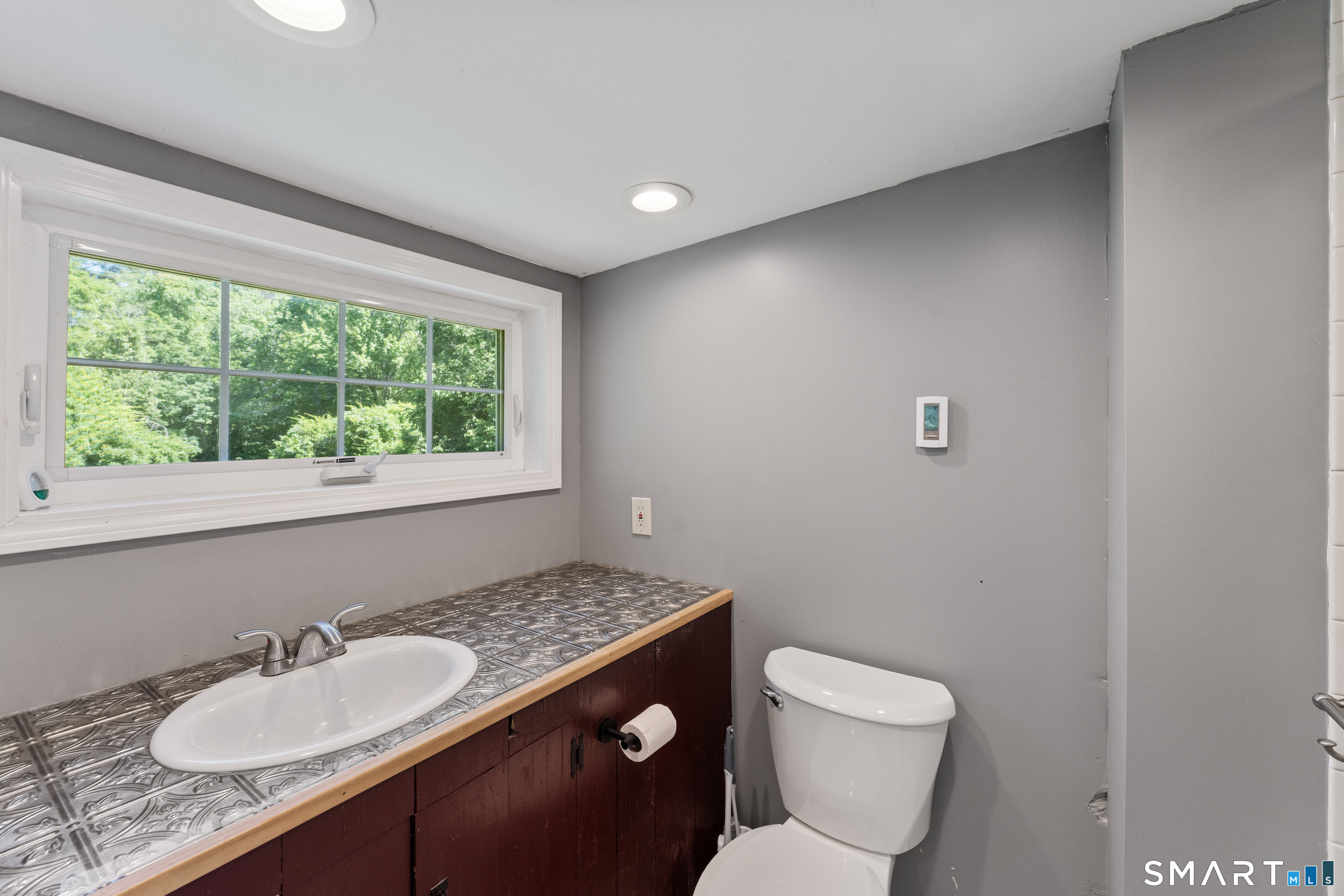349 Route 197 Route Woodstock CT 06281