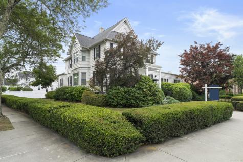 32 East Main Street Stonington CT 06355