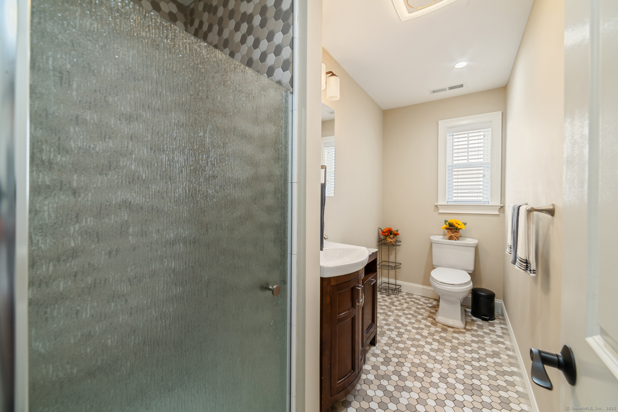 16 Clairmont Avenue Waterbury CT 06708