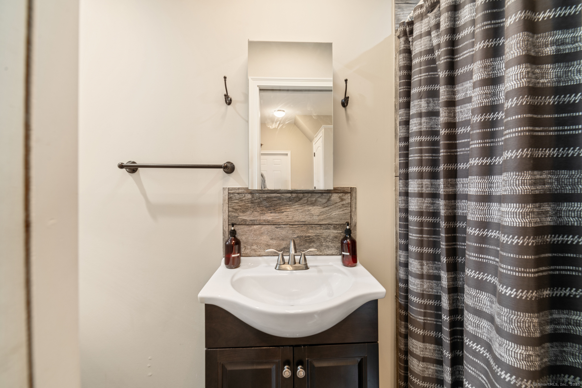 16 Clairmont Avenue Waterbury CT 06708