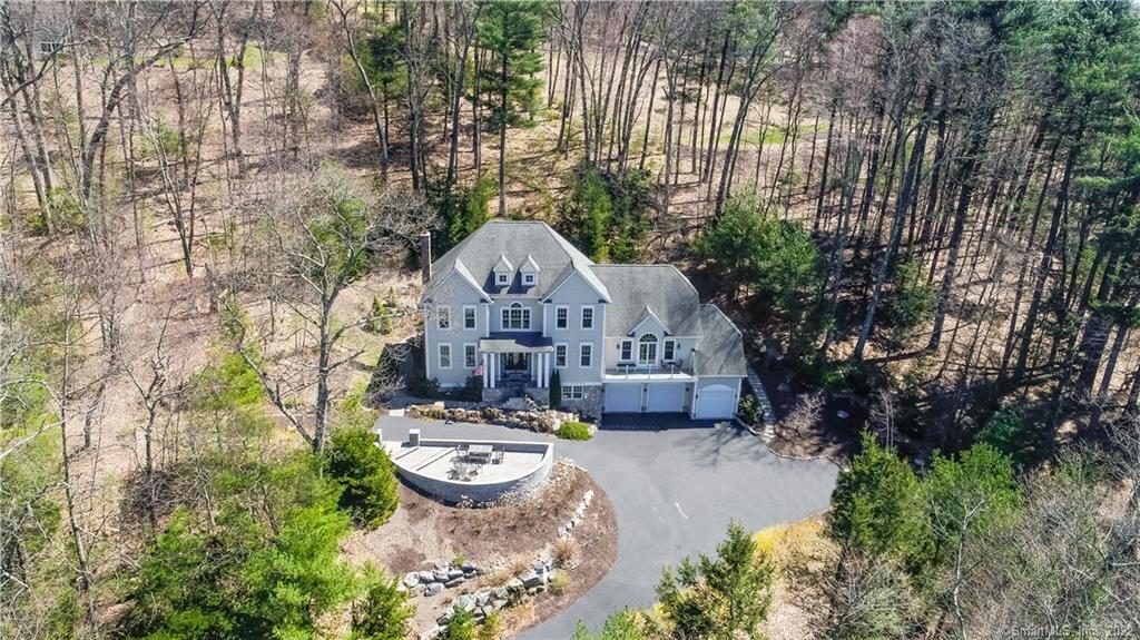 22 New Road Avon CT 06001