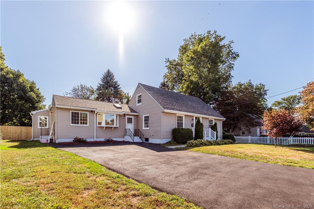 26 Kenmore Lane Milford CT 06460