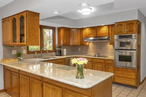 41 Huckleberry Hollow Suffield CT 06078