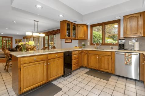 41 Huckleberry Hollow Suffield CT 06078