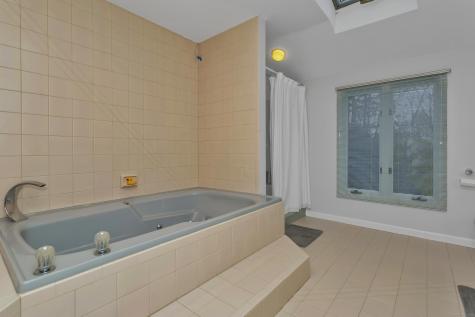 41 Huckleberry Hollow Suffield CT 06078