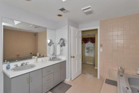 41 Huckleberry Hollow Suffield CT 06078