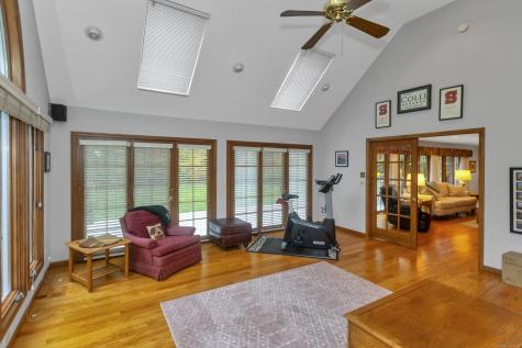 41 Huckleberry Hollow Suffield CT 06078