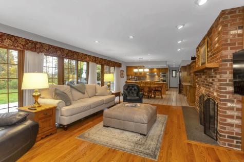 41 Huckleberry Hollow Suffield CT 06078