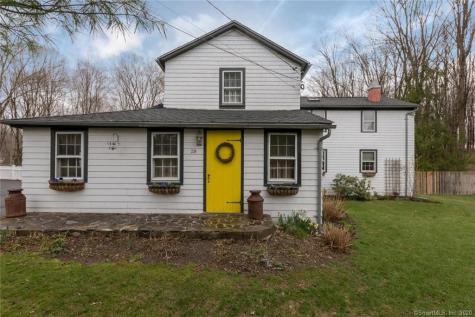 29 Sidecut Road Redding CT 06896