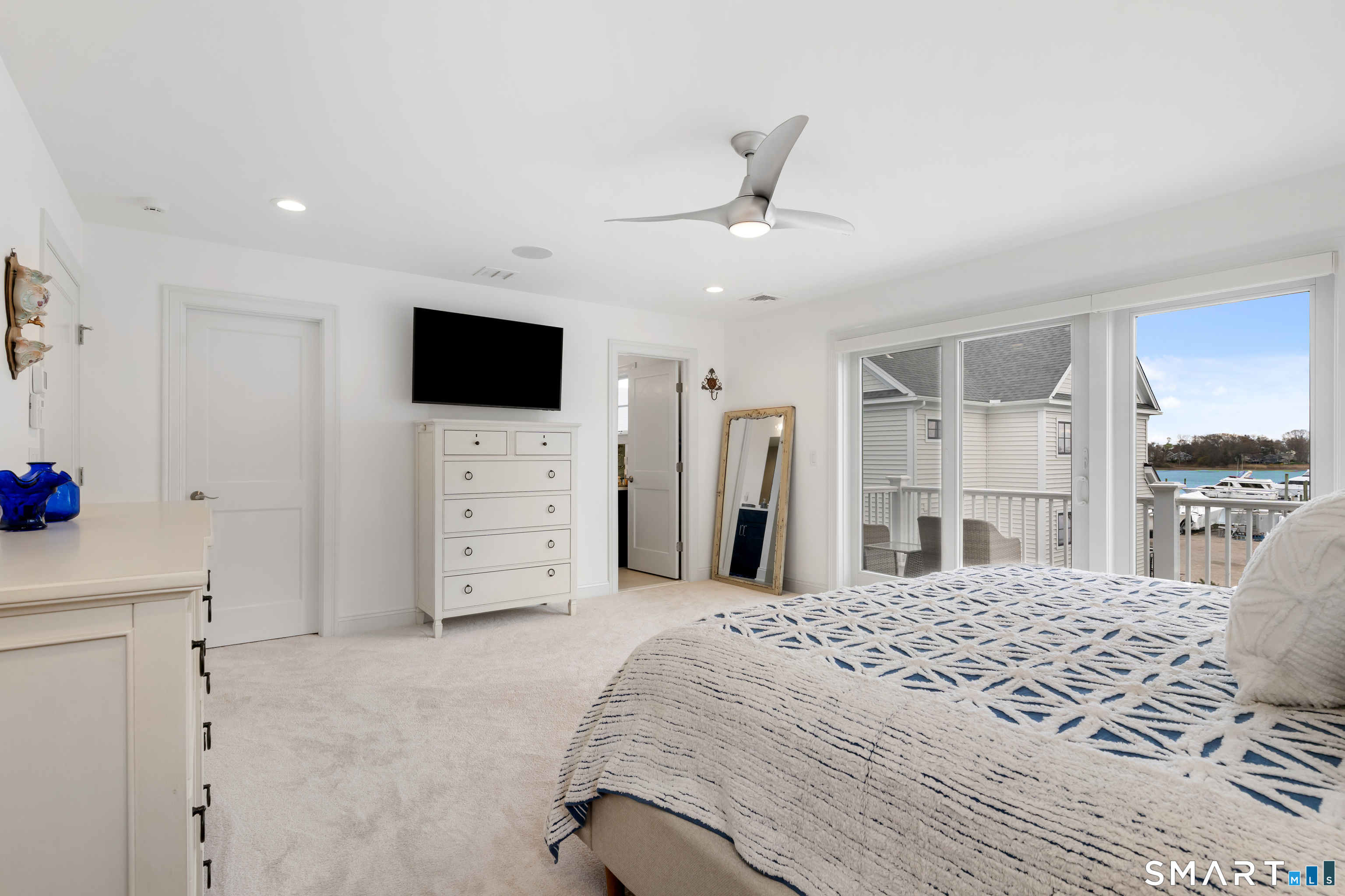 4 Marina Village Branford CT 06405