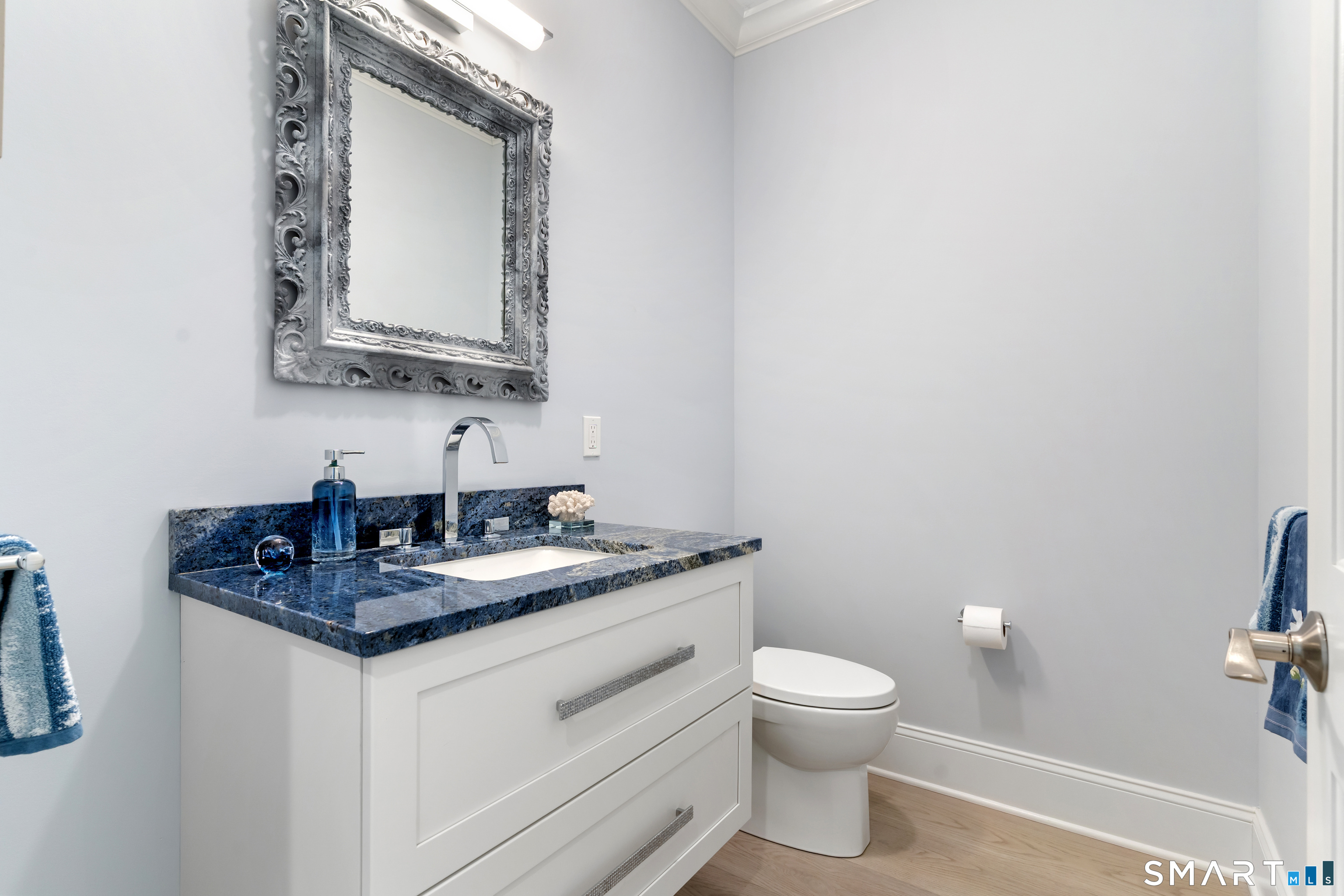 4 Marina Village Branford CT 06405