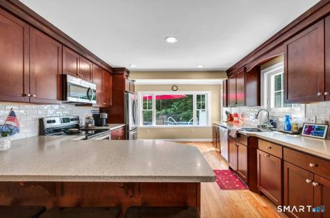 32 Franklin Road Cromwell CT 06416