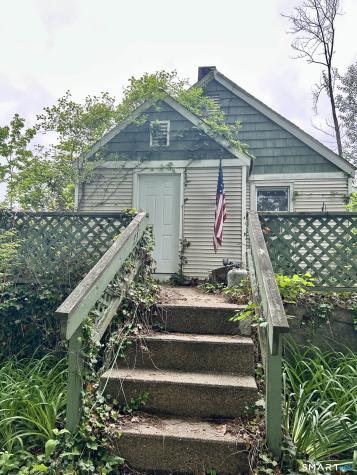 5 Village Lane Hebron CT 06231