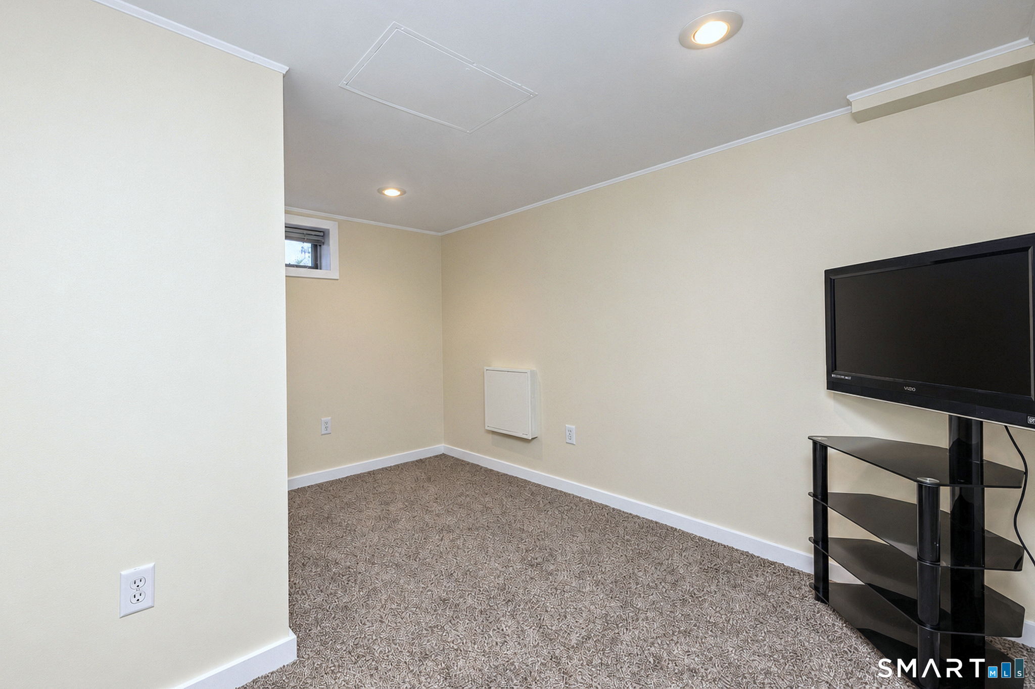 24 Spring Lane Milford CT 06460