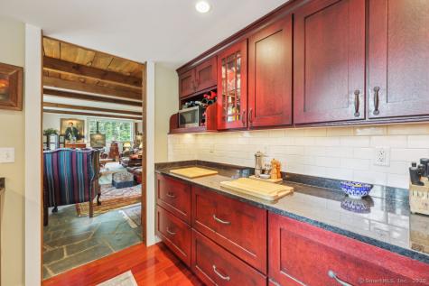 9 Columbus Avenue East Lyme CT 06357