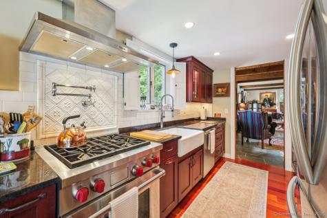 9 Columbus Avenue East Lyme CT 06357