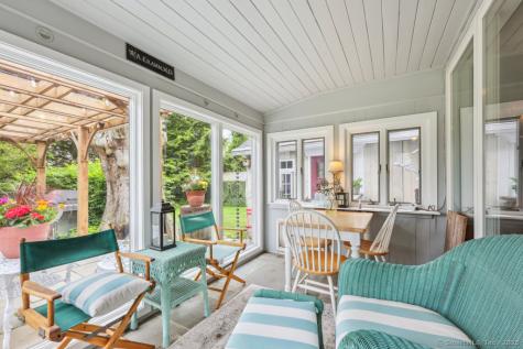 9 Columbus Avenue East Lyme CT 06357