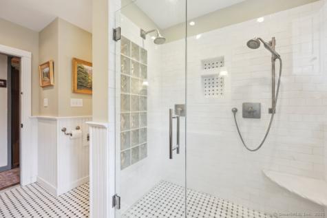 9 Columbus Avenue East Lyme CT 06357