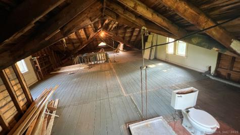 9 Columbus Avenue East Lyme CT 06357