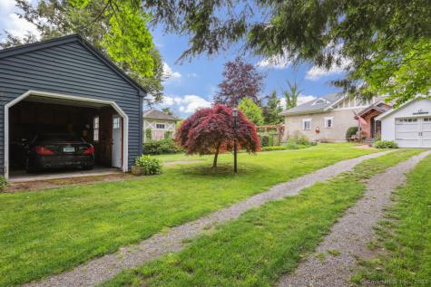 9 Columbus Avenue East Lyme CT 06357