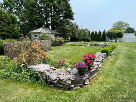 9 Columbus Avenue East Lyme CT 06357
