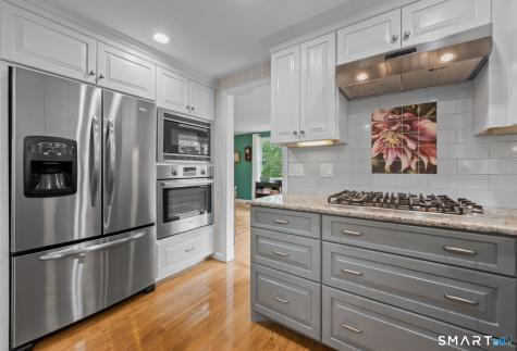 5 Watch Hill Lane Simsbury CT 06092