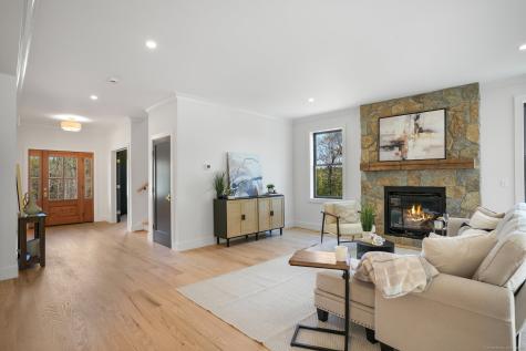 23 Taunton Lane Newtown CT 06470