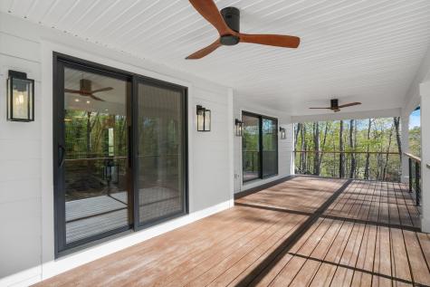 23 Taunton Lane Newtown CT 06470