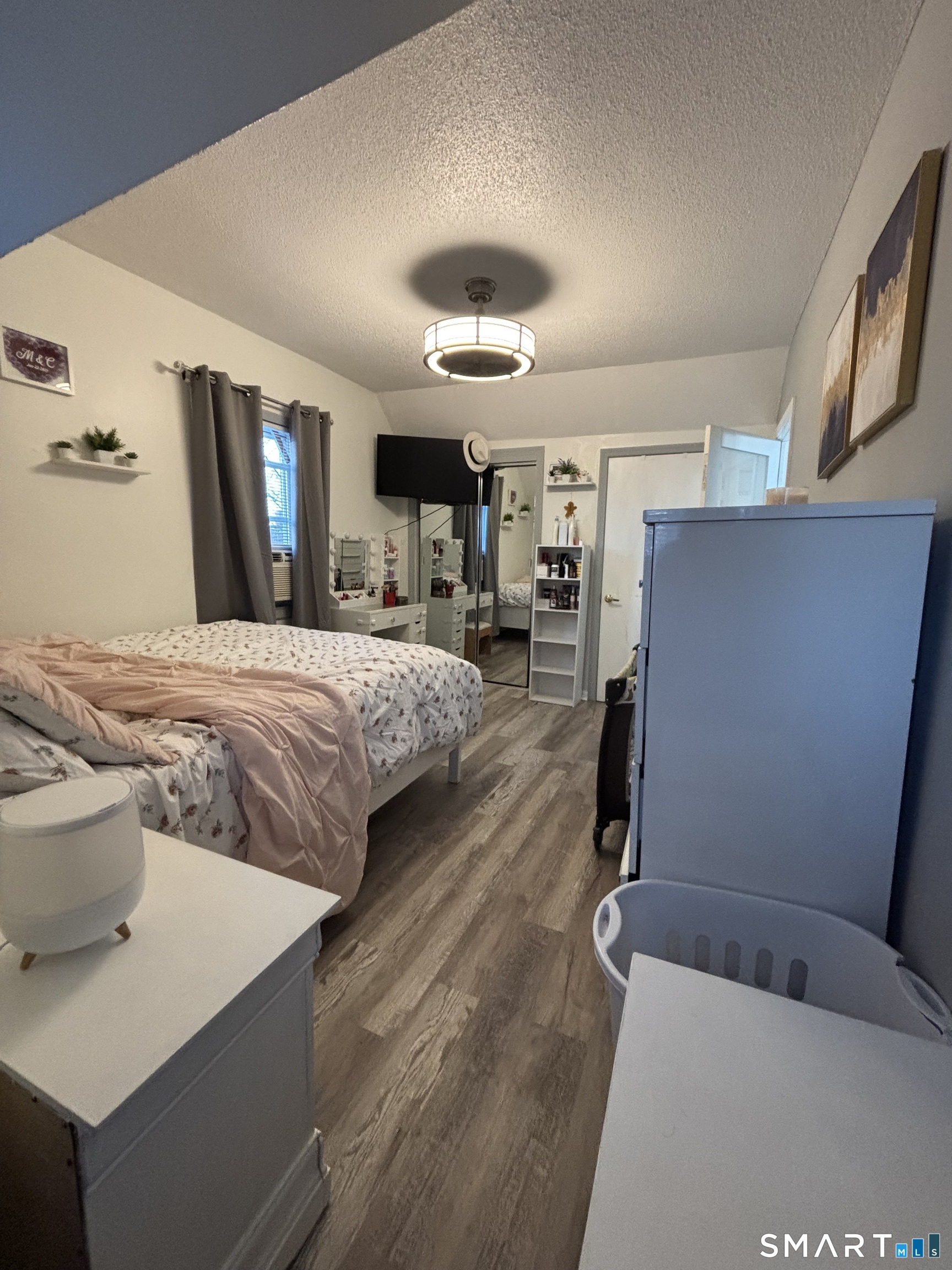 42 Bliss Street Hartford CT 06114