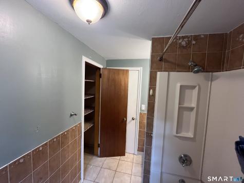 52 Willie Circle Tolland CT 06084