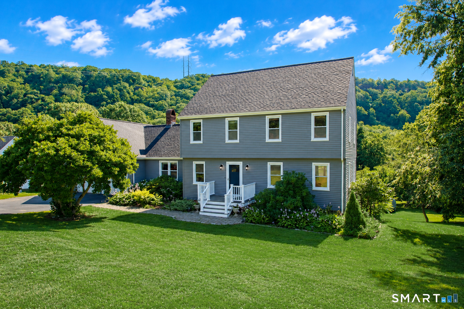 31 Cliffside Drive Wallingford CT 06492