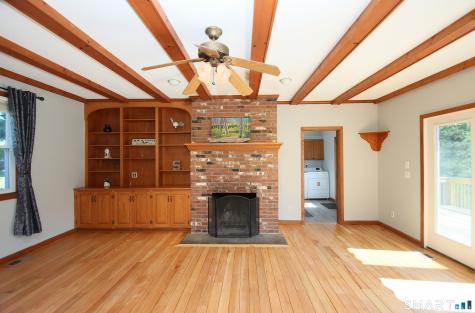 31 Cliffside Drive Wallingford CT 06492
