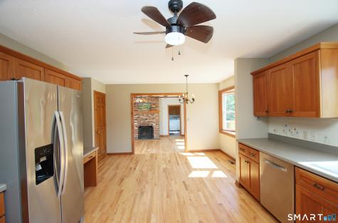 31 Cliffside Drive Wallingford CT 06492