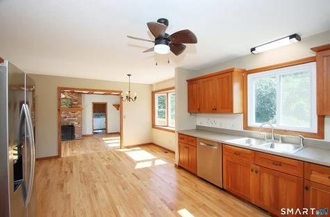 31 Cliffside Drive Wallingford CT 06492