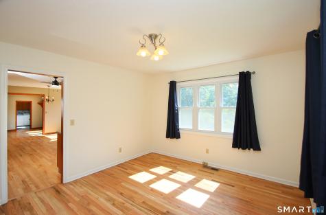 31 Cliffside Drive Wallingford CT 06492