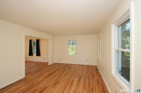 31 Cliffside Drive Wallingford CT 06492