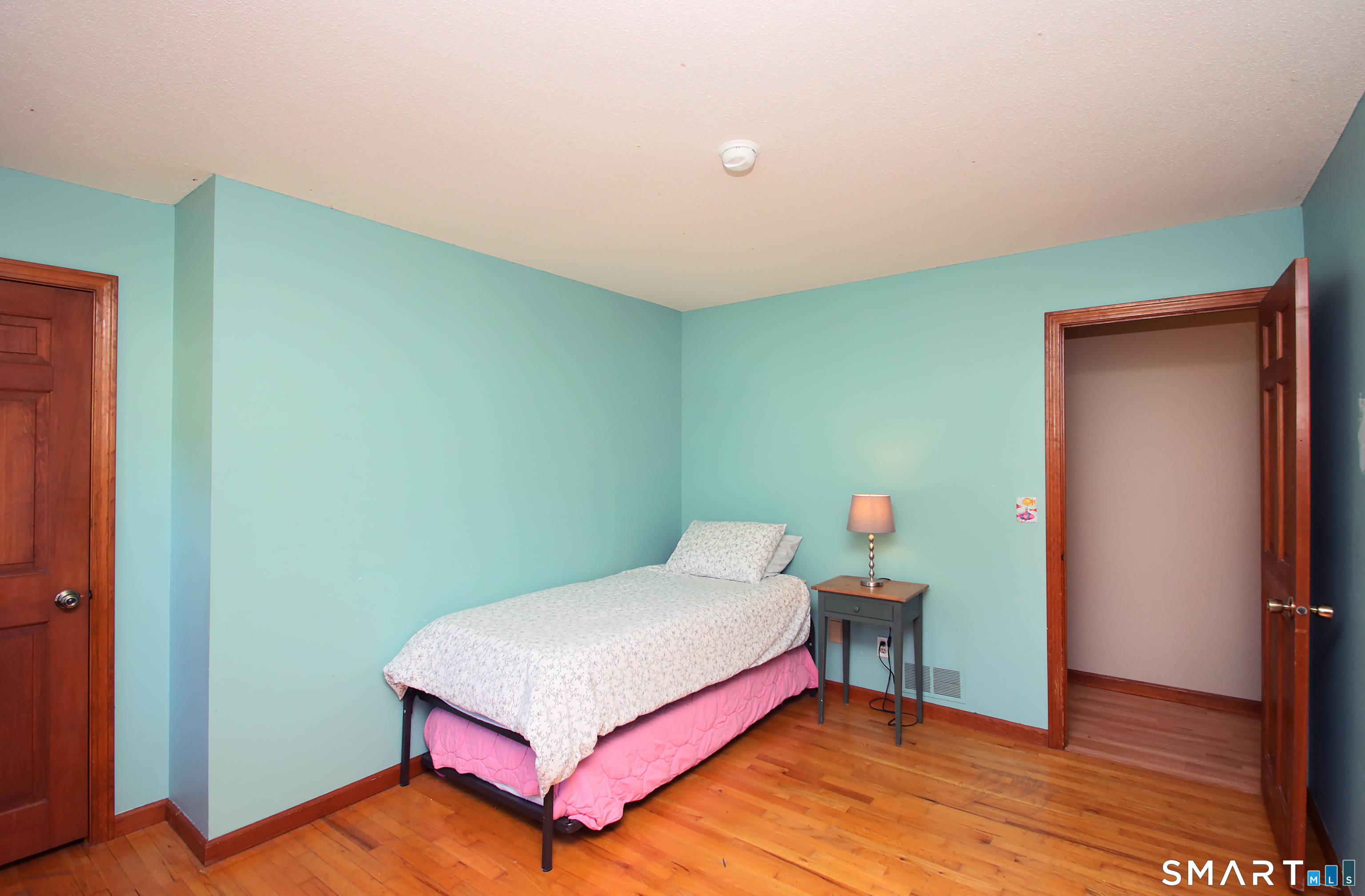 31 Cliffside Drive Wallingford CT 06492