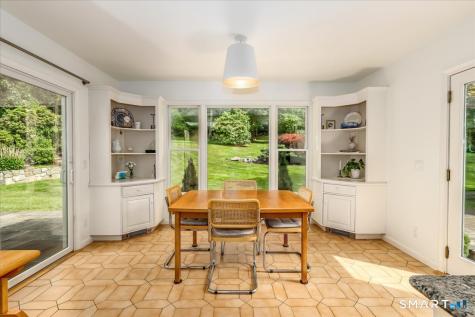 21 White Pine Drive Brookfield CT 06804