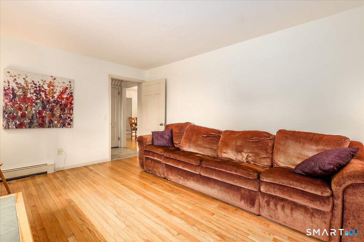 21 White Pine Drive Brookfield CT 06804