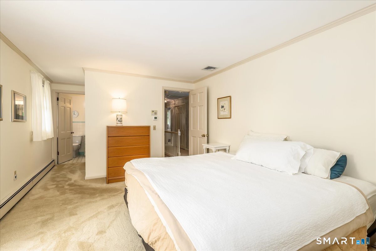 21 White Pine Drive Brookfield CT 06804