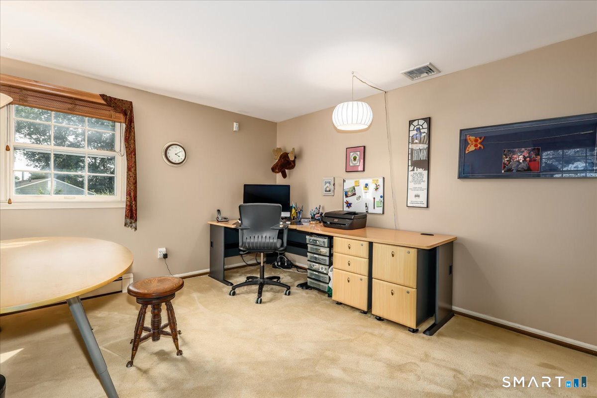 21 White Pine Drive Brookfield CT 06804