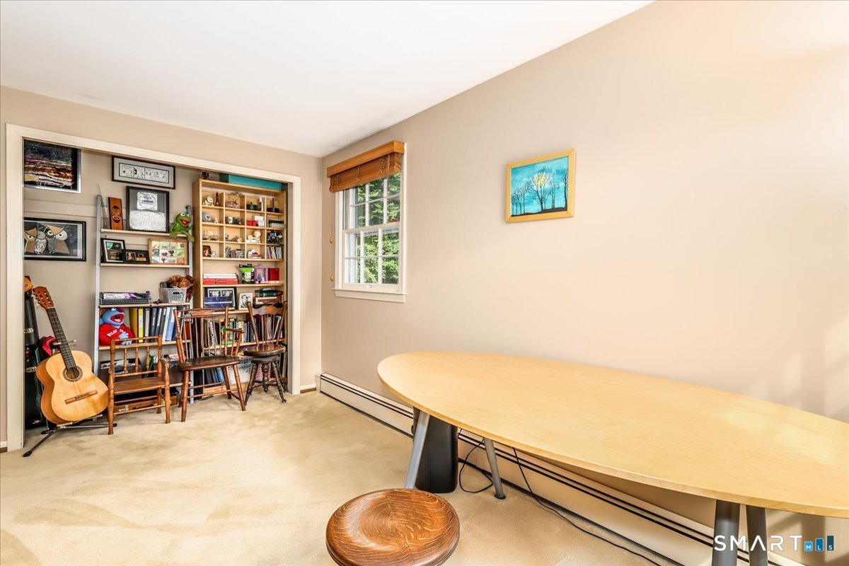 21 White Pine Drive Brookfield CT 06804