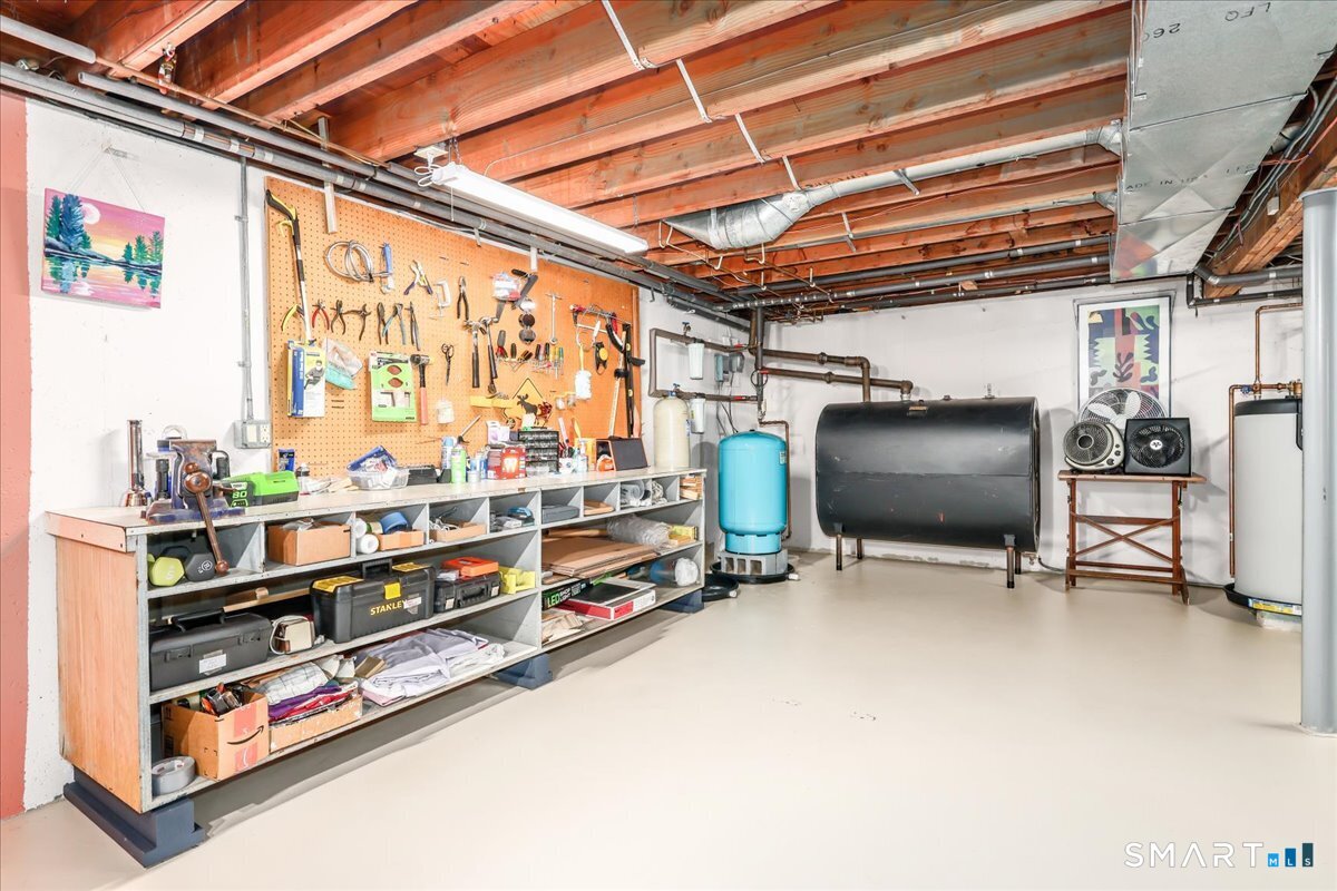 21 White Pine Drive Brookfield CT 06804