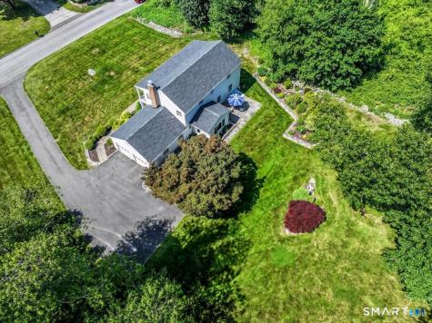21 White Pine Drive Brookfield CT 06804