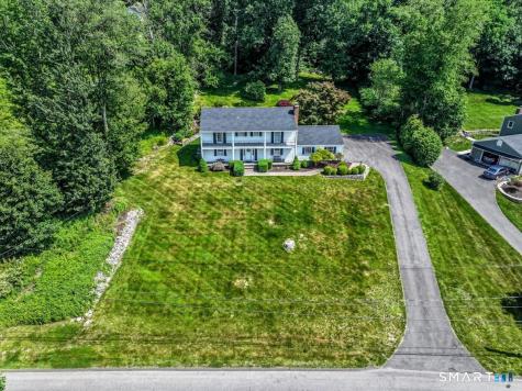 21 White Pine Drive Brookfield CT 06804